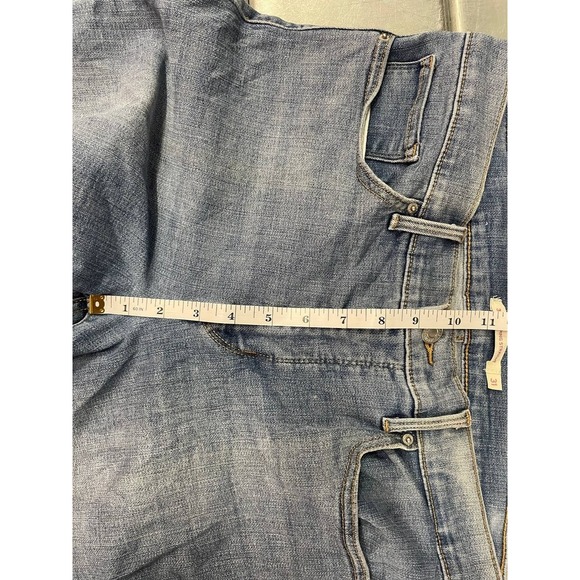 Levis 314 Shaping Straight Jeans Womens 31x32 Blue Medium Wash Denim - Picture 9 of 16